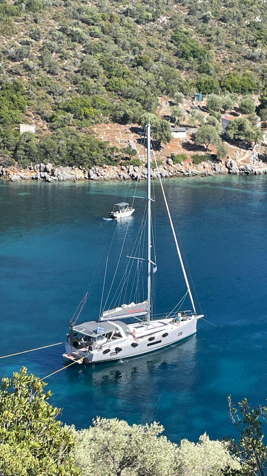 Captain George yacht at sea